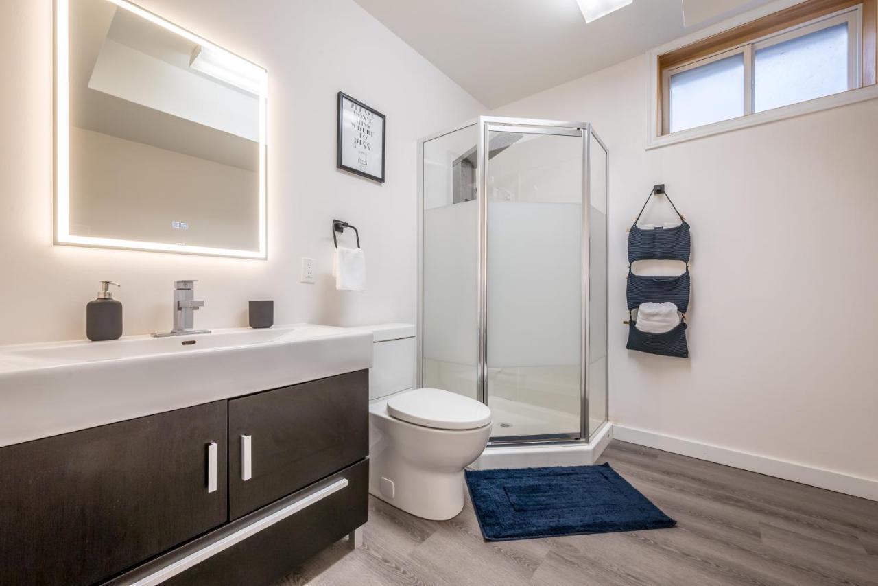 Spacious Newly Renovated 1 Bedroom Suite Галифакс Экстерьер фото