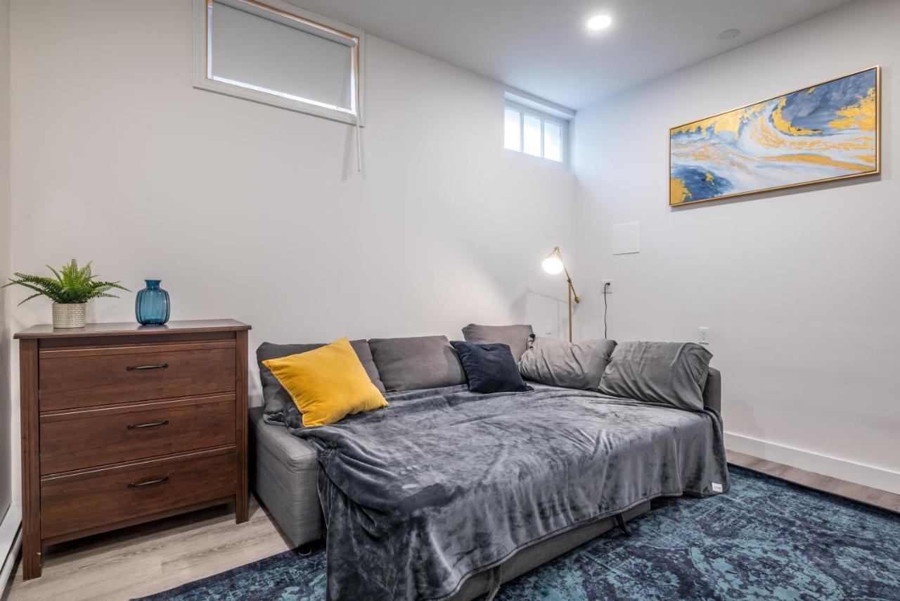 Spacious Newly Renovated 1 Bedroom Suite Галифакс Экстерьер фото