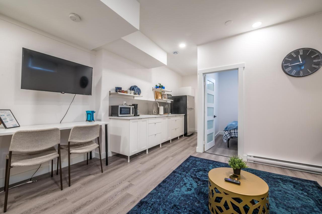 Spacious Newly Renovated 1 Bedroom Suite Галифакс Экстерьер фото